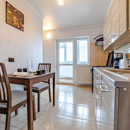 Apartament Garii Braşov Esterno foto