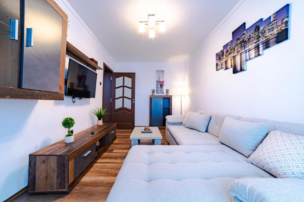Apartament Garii Braşov Esterno foto