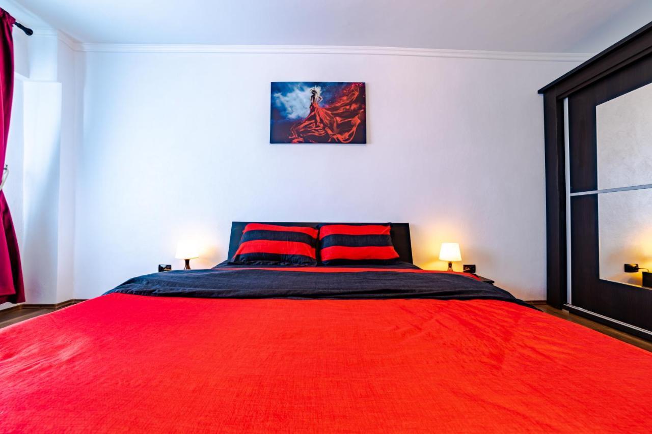 Apartament Garii Braşov Esterno foto